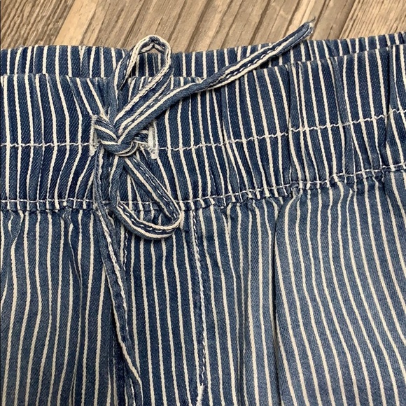 Arizona Jean Co. shorts in size 5 - Picture 4 of 8